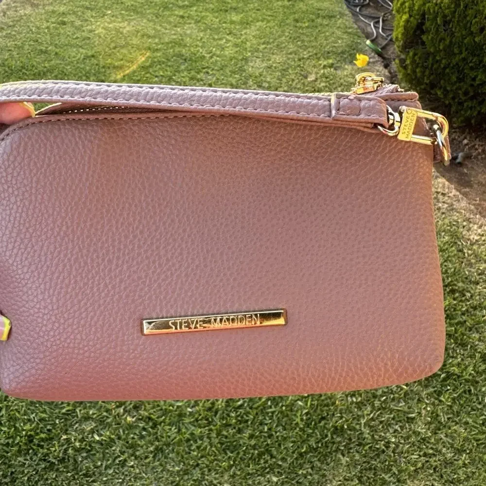 Steve Madden Double-Zip Wristlet Wallet Taupe Mocha Blush Pebbled Faux Leather